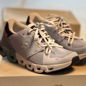 On Running Men's Gray Running Shoes